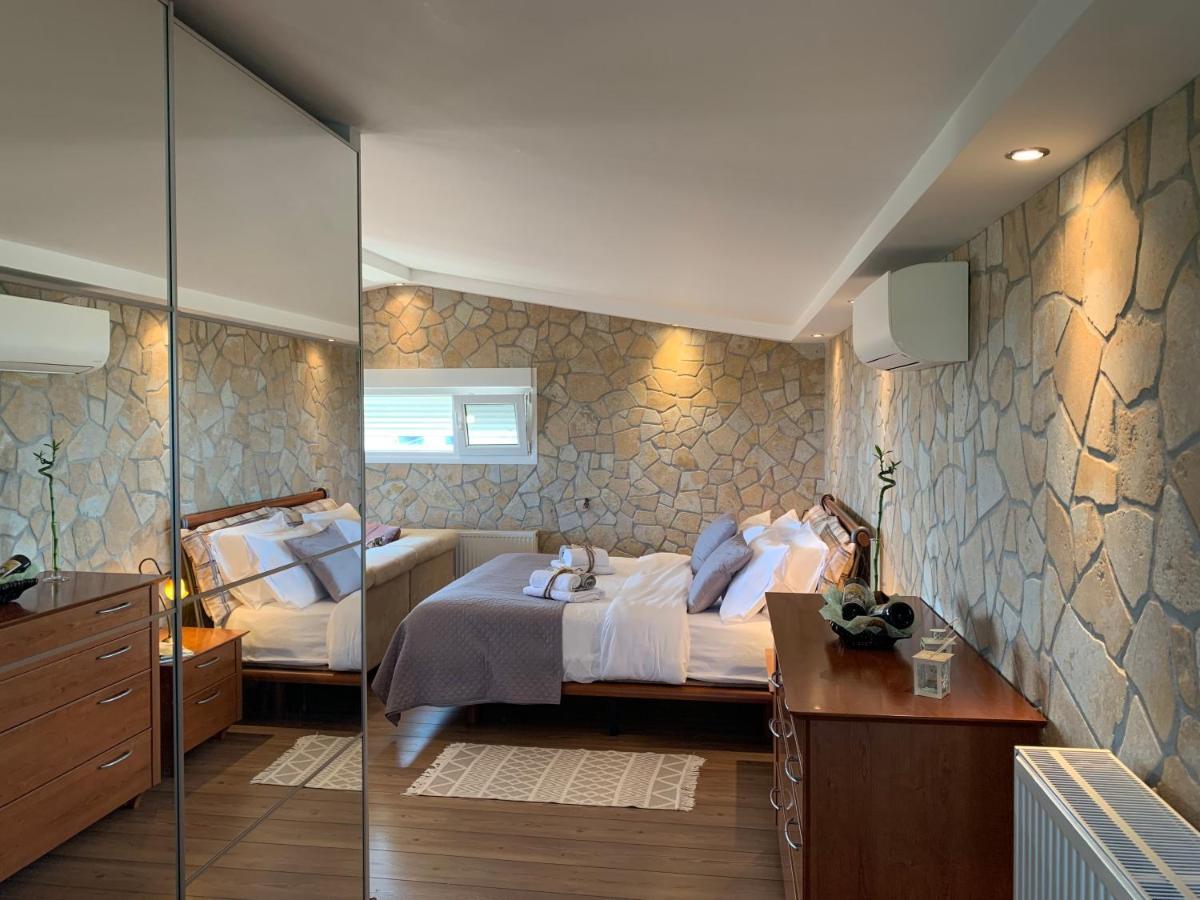 Doormat# Wait 'N Sea, Jacuzzi, Luxury Stone House Apartamento Epanomí Exterior foto