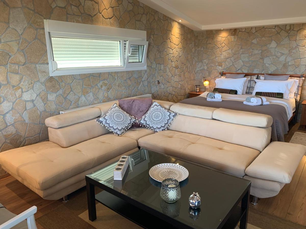 Doormat# Wait 'N Sea, Jacuzzi, Luxury Stone House Apartamento Epanomí Exterior foto