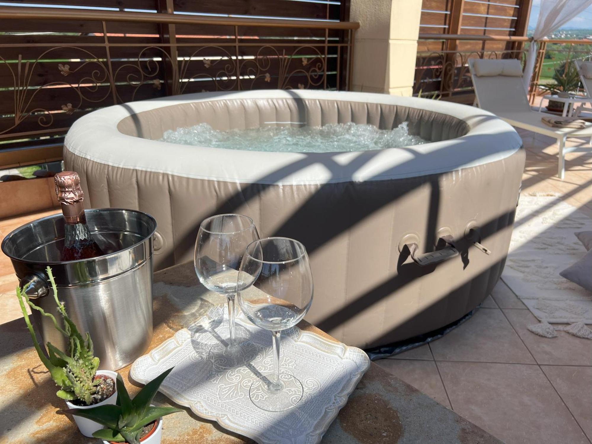 Doormat# Wait 'N Sea, Jacuzzi, Luxury Stone House Apartamento Epanomí Exterior foto